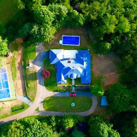 Вилла Gated Mansion - Basketball Court Movie Theater Views Big Stone Gap Экстерьер фото