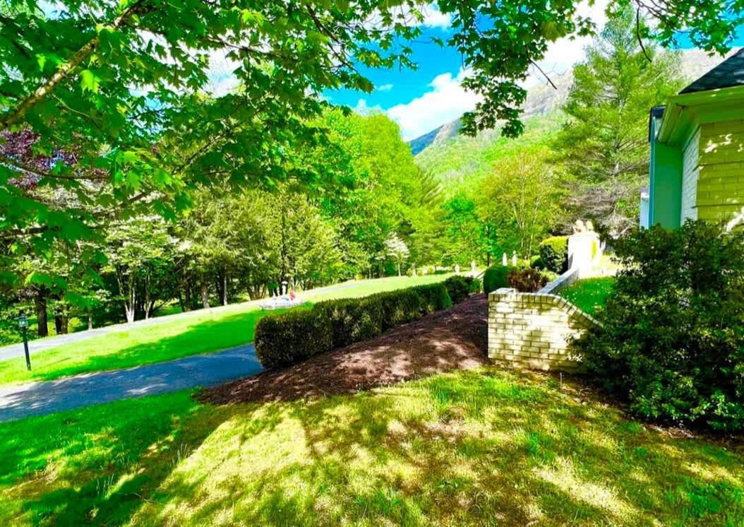 Вилла Gated Mansion - Basketball Court Movie Theater Views Big Stone Gap Экстерьер фото