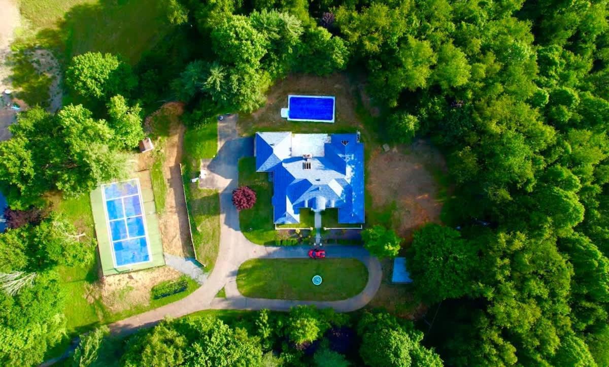 Вилла Gated Mansion - Basketball Court Movie Theater Views Big Stone Gap Экстерьер фото